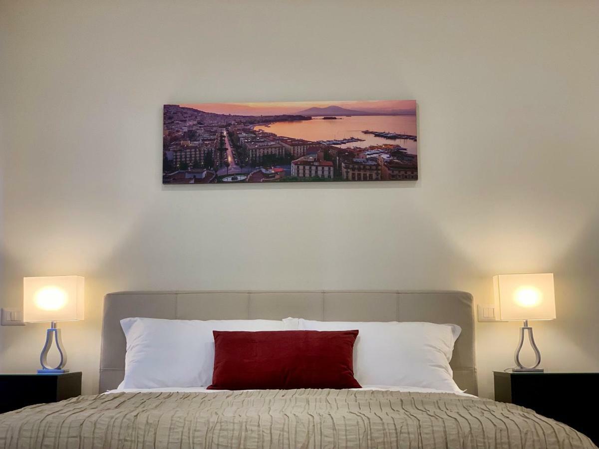 Hotel Silia House Napoli Centro Exterior foto
